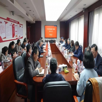 殡葬中心举行“学习贯彻民政孺子牛精神”推进会