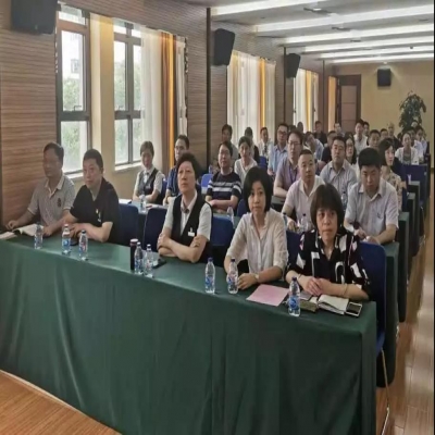 殡葬中心围绕担当作为开展主题教育